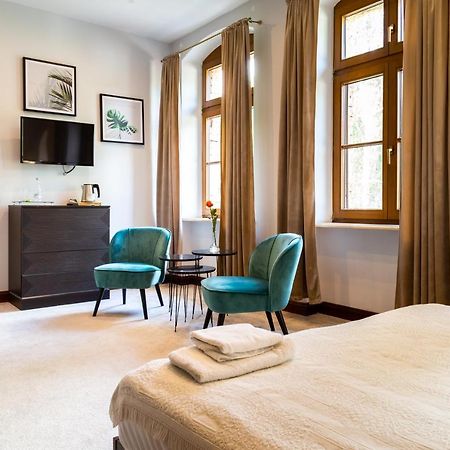 Bed and Breakfast Palac Jablonowo Уйсце Экстерьер фото