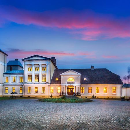 Bed and Breakfast Palac Jablonowo Уйсце Экстерьер фото