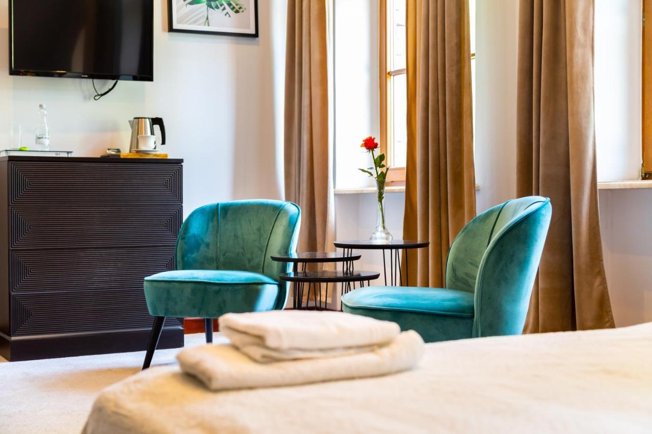 Bed and Breakfast Palac Jablonowo Уйсце Экстерьер фото