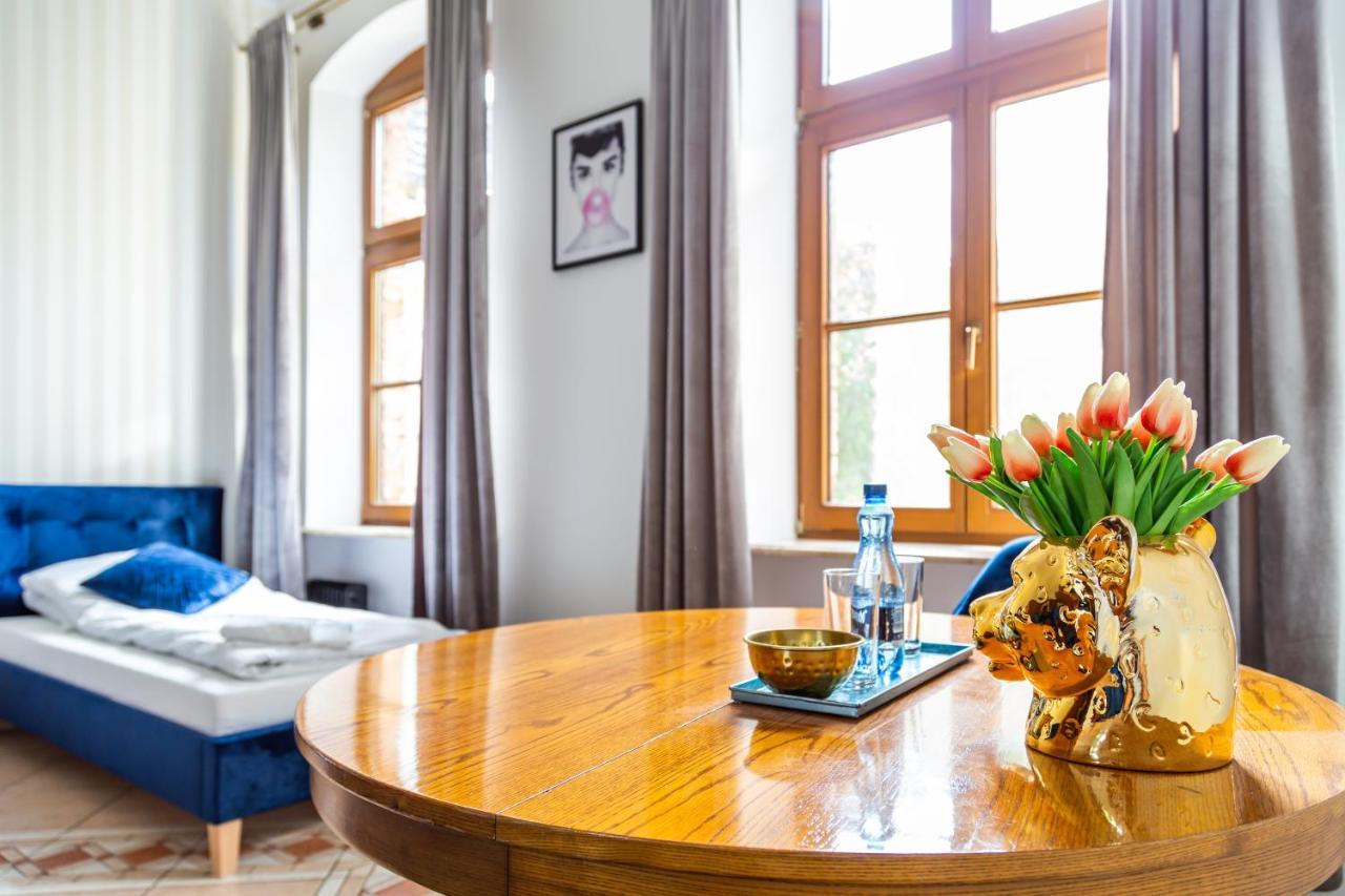 Bed and Breakfast Palac Jablonowo Уйсце Экстерьер фото