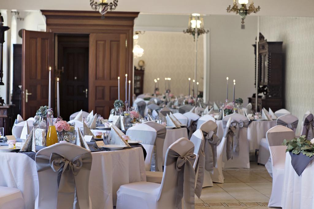 Bed and Breakfast Palac Jablonowo Уйсце Экстерьер фото