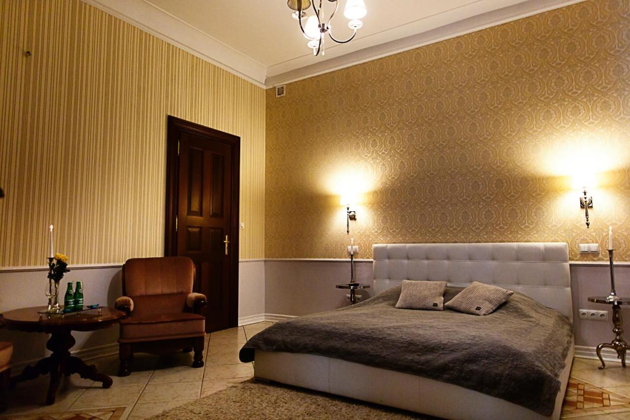 Bed and Breakfast Palac Jablonowo Уйсце Экстерьер фото